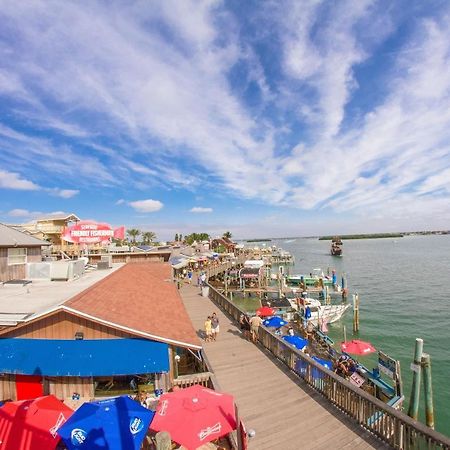 201 Sandy Shores Condos St. Pete Beach Buitenkant foto