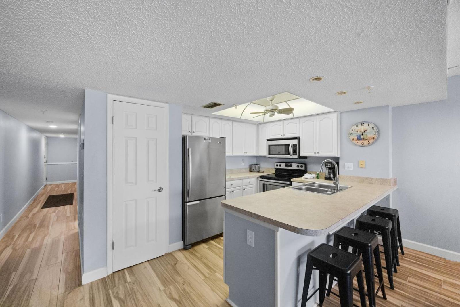 201 Sandy Shores Condos St. Pete Beach Buitenkant foto